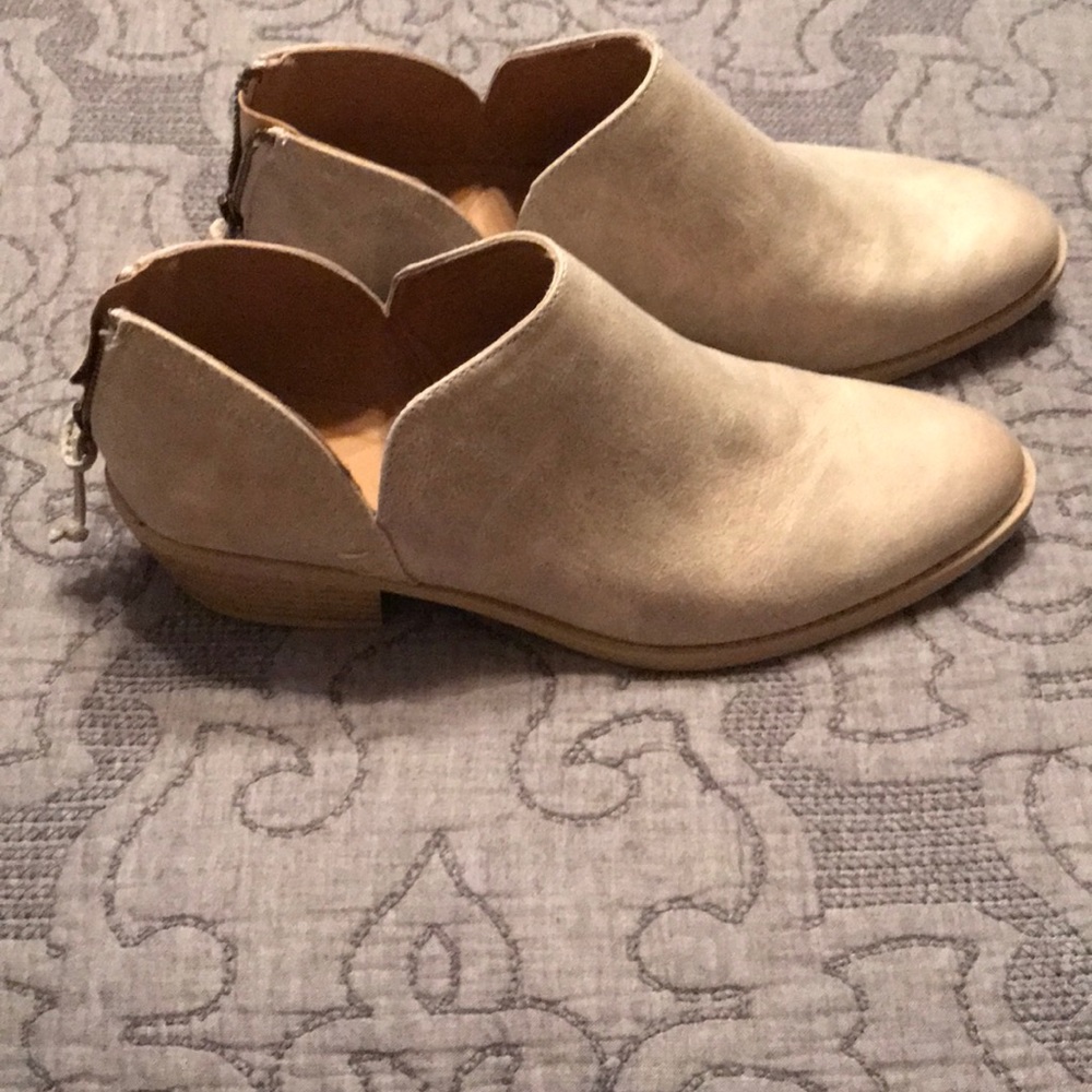 Qupid booties